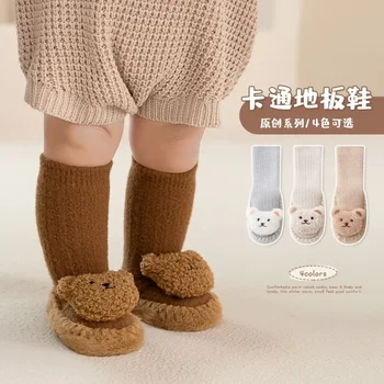 הסתיו והחורף מינק חוט מעובה חם מותק קומה תינוק נעלי נעליים גרביים מצוירים Midtube התינוק סוליות עור