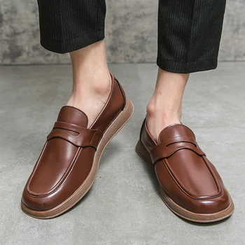גברים נעלי נעלי 2022 אופנה חדשה גברים מזדמנים נעלי עור נוחות גברים שטוח נהיגה מוקסינים באיכות גבוהה, רכים גברים נעלי