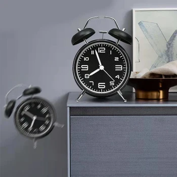 רטרו שעון מעורר שליד המיטה הילד אישיות השעון מתכת יצירתי זוהר יושב שעון פנאי שעון קישוט הבית