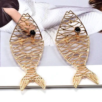 משלוח חדש ייחודי דגים זרוק עגילים זהב צבע מתכת עגילים מסיבת תכשיטים לנערות הסיטוניים