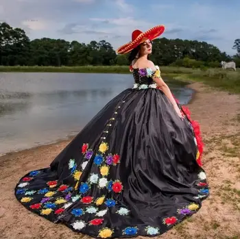 מקסיקני קרו שחור אדום הטקס שמלות פרחוני 3D אפליקציה שמלות לנשף Vestido De 15 Anos Girs יום הולדת 16 ללבוש.